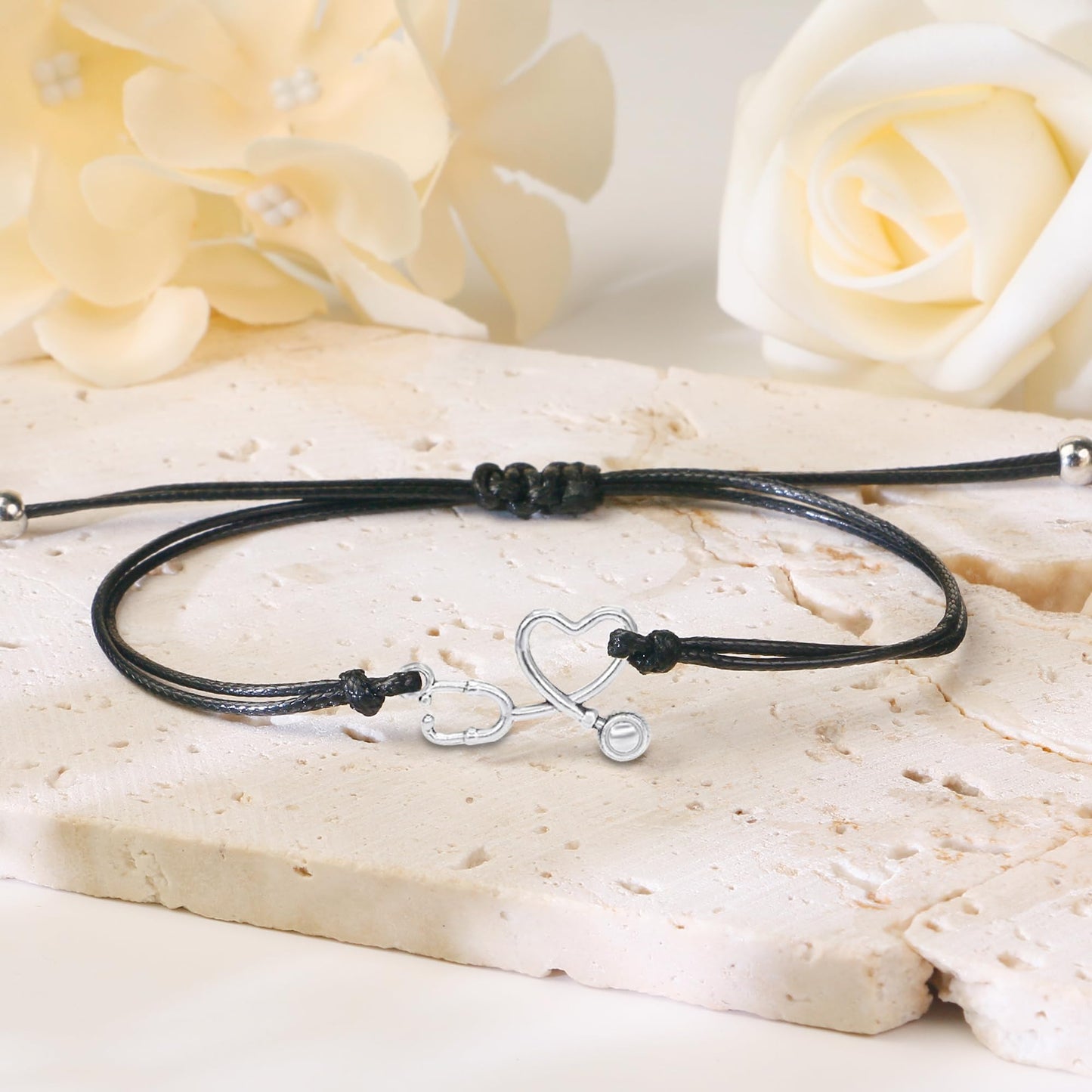 SmileBelle Nurse Bracelets as nurses Gifts for Women, Nurses Practitioner Gifts as nurse Christmas gifts, Funny School Nursez Gift as Nursing Gift for New Nursez