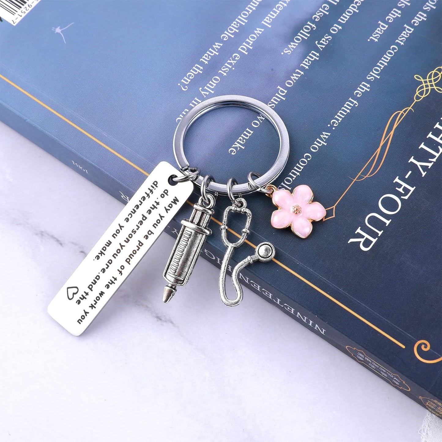 Ouligay Nurse Gifts for Women Nurse Keychain, Nursing Gift for School Nurse Student Graduation Future Medical Practitioner Registered Nurses Appreciation Nurse Day Week Gifts Accessories